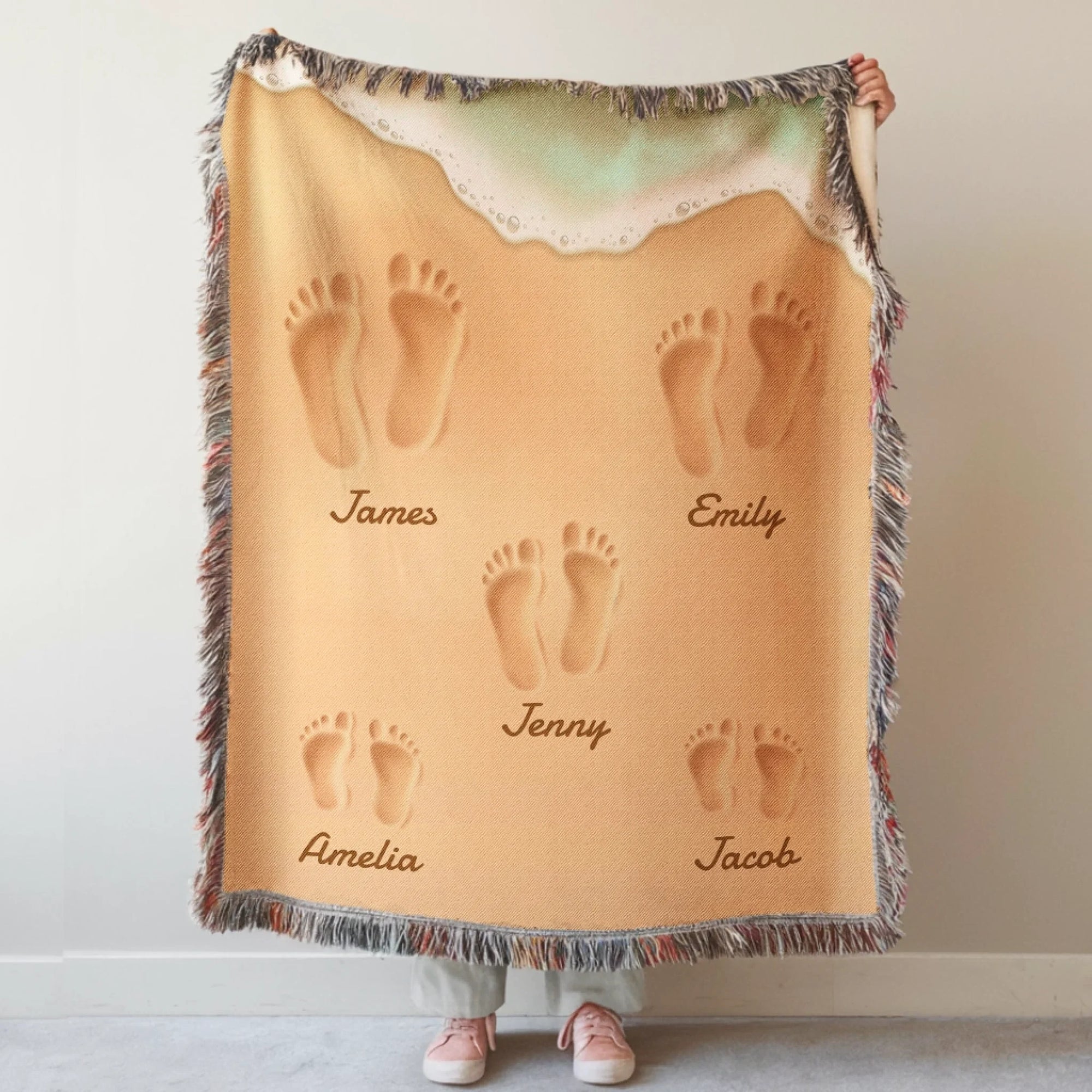 Footprints-on-the-sand-Mockup